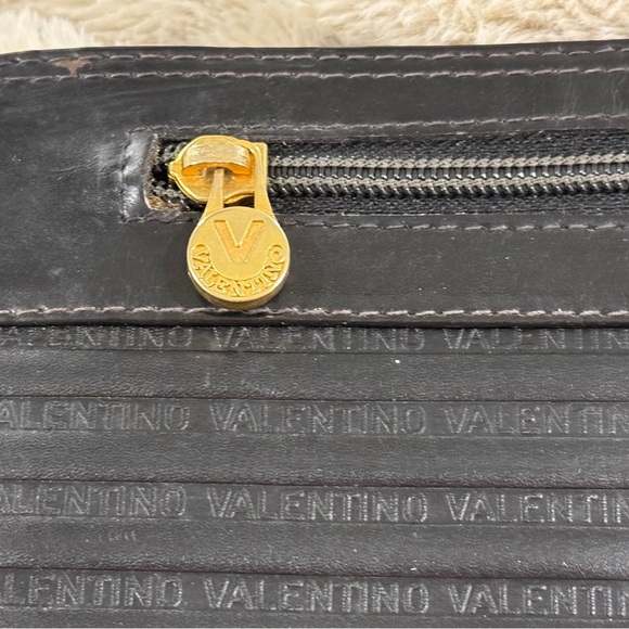 🖤 Valentino Black Leather Clutch Bag 🖤 - Picture 6 of 9